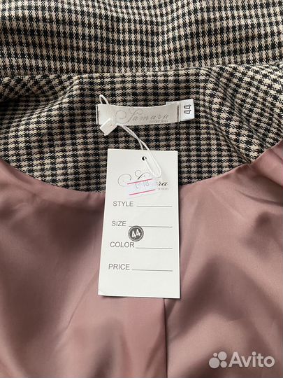 Брючный костюм женский