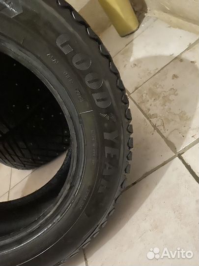 Goodyear UltraGrip Ice 195/65 R15