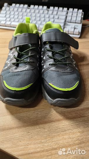 Кроссовки 35 размер