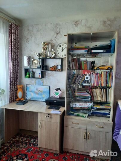 Письменный стол