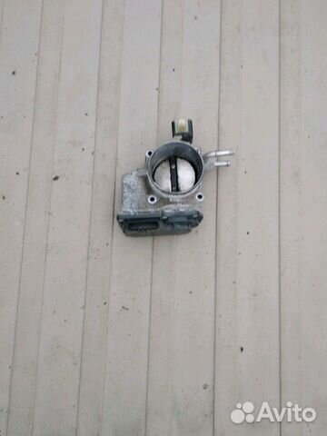 Дроссельная заслонка 2203036010 Toyota