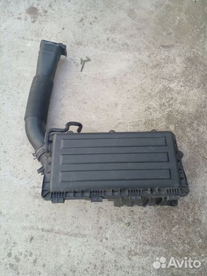Корпус воздушного фильтра volkswagen polo