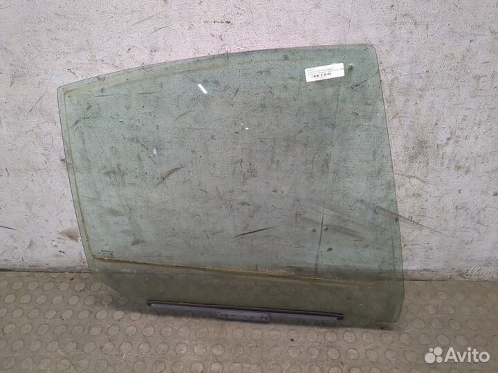 Стекло боковой двери Renault Megane, 1998