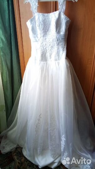 Платье свадебное