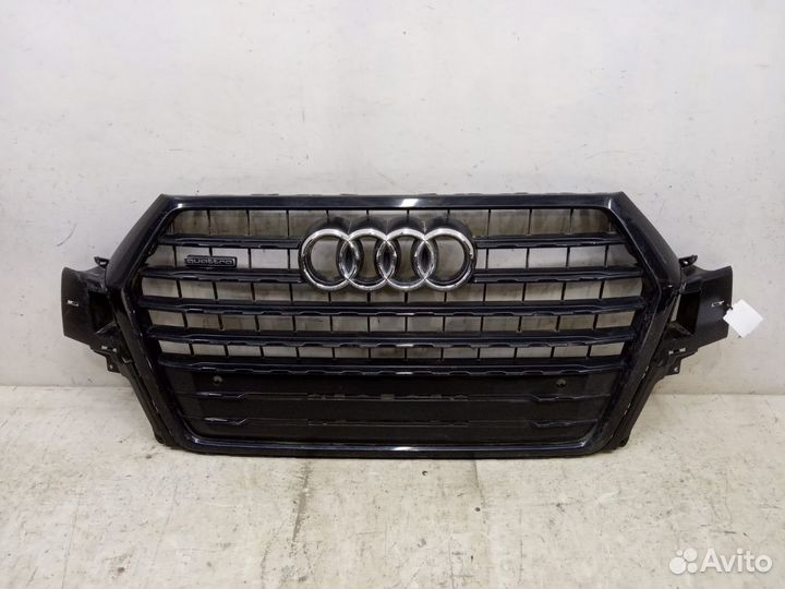 Решетка радиатора Audi Q7 4M 2015-2019