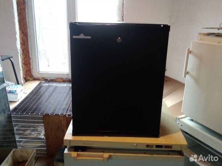 Минихолодильник