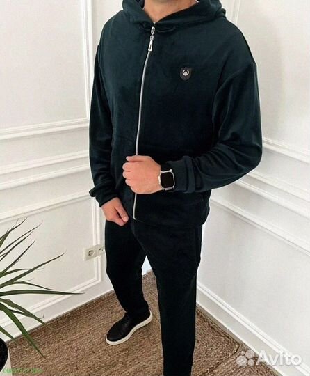 Спортивный костюм