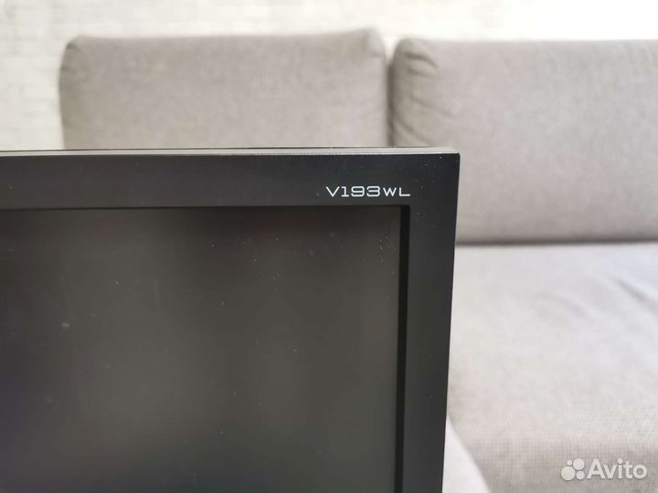 Монитор Acer V193wl