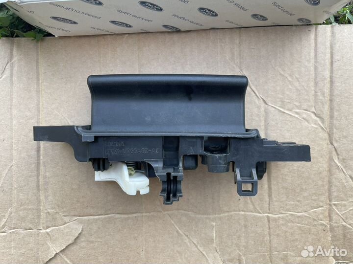 Ручка двери сдвижной внутренняя Ford 1771238