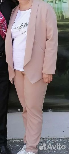 Костюм женский