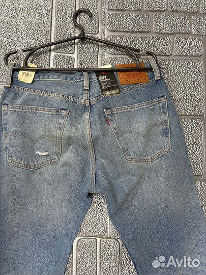 Джинсы Levis 501