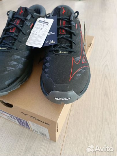 Кроссовки мужские Mizuno Wave Daichi 7 GTX