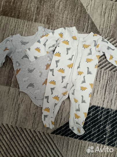Одежда для новорожденных пакетом 50-56-62