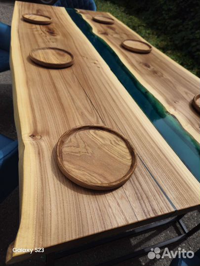 Столы из эпоксидной смолы от производителя