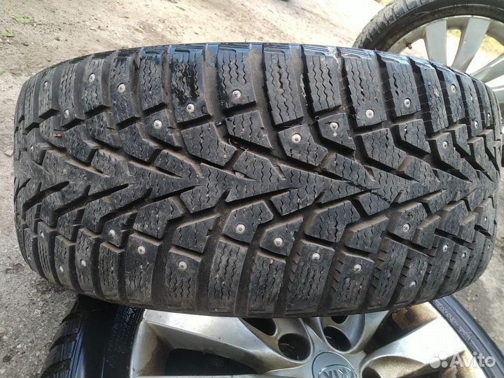 R17 5x114.3 Диски Kia Оригинал Зима 225/45 Maxxis