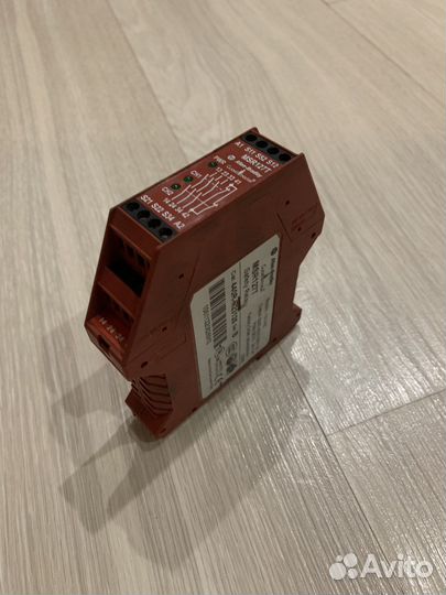 Allen bradley msr127t