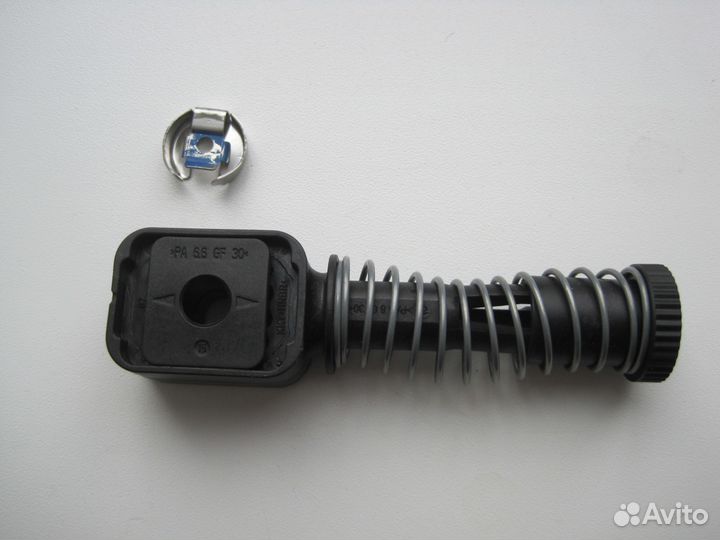 Фиксатор тяги к механической кпп golf 6