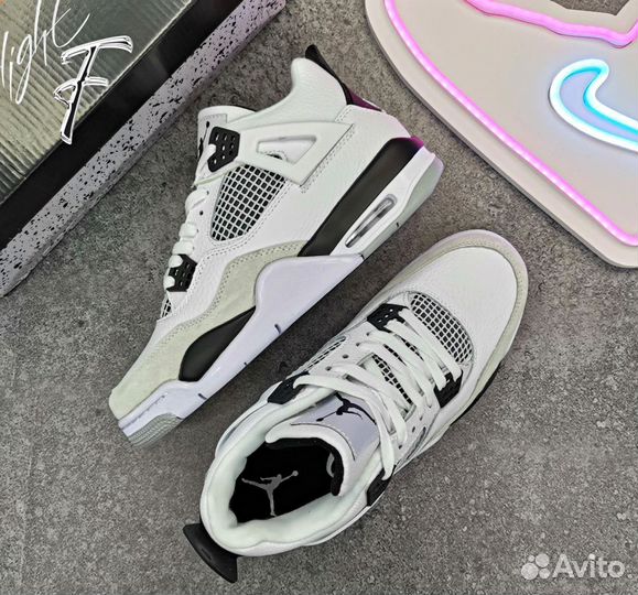 Кроссовки Nike Air Jordan 4 Retro Мужские