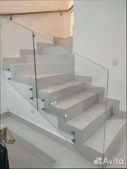 Перила и ограждения для лестниц