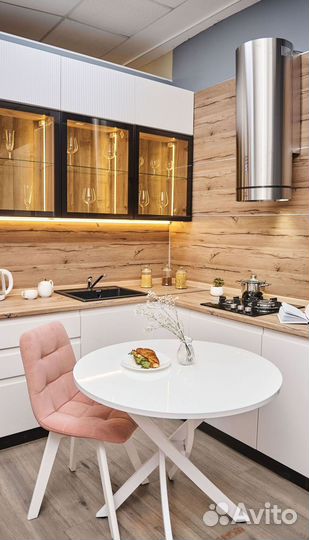 Кухня новая от производителя