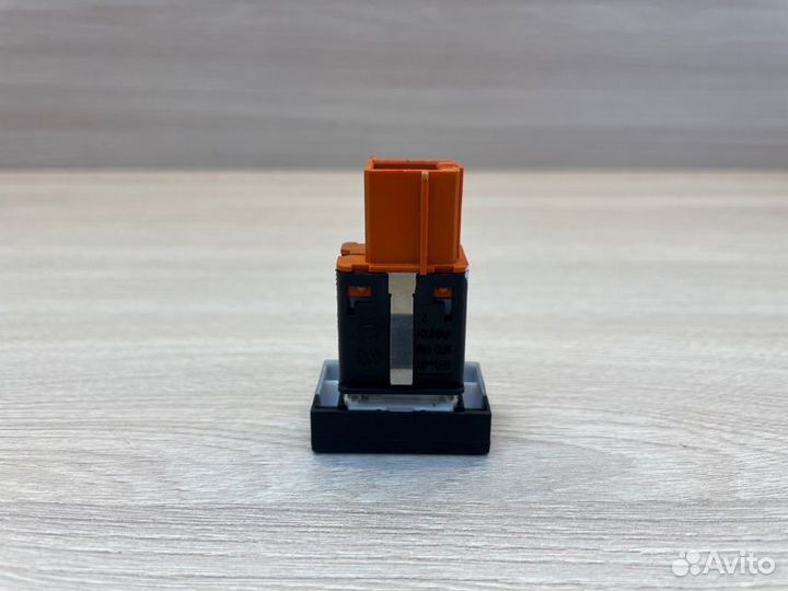 Кнопка обогрева заднего стекла Volkswagen Polo