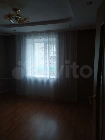3-к. квартира, 72 м², 1/3 эт.