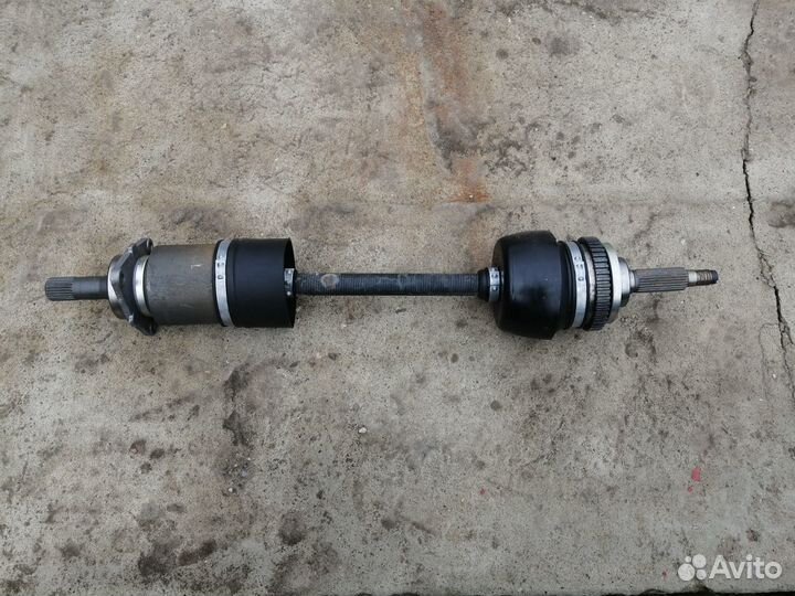 Привод левый Нива 21214-2215051 новый шрус 2123абс