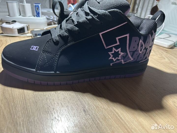 Продам кроссовки DC Shoes Graffik