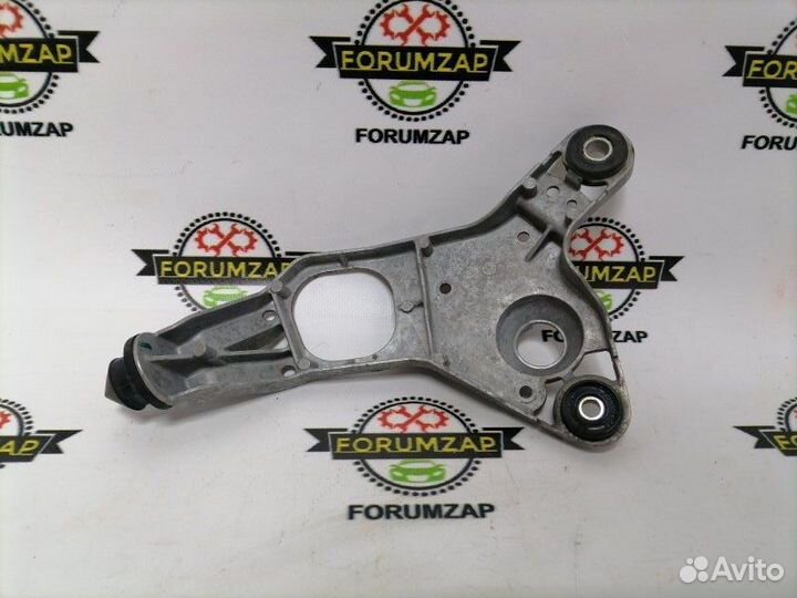 Кронштейн крепления моторчика стеклоочистителя