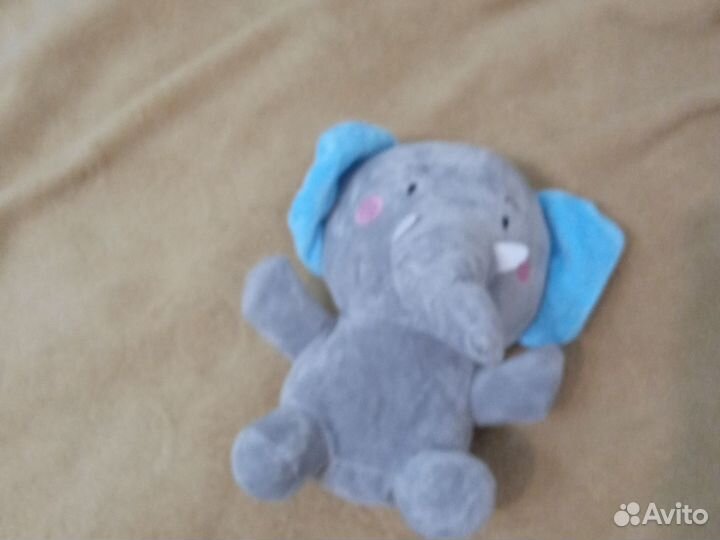 Игрушки плюшевые, в отличном состоянии