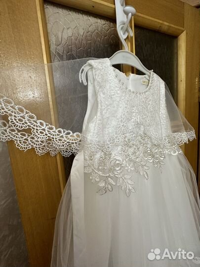 Детское нарядное платье белое 110