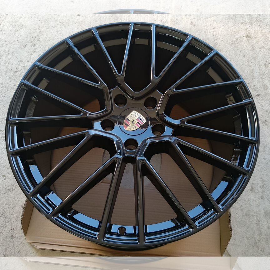 Литые диски Porsche 9.5×R21 5×130
