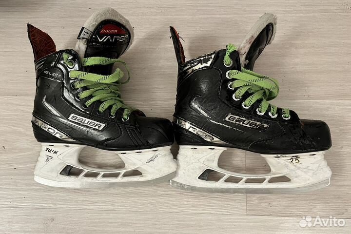 Хоккейные коньки bauer select 1,5 ee