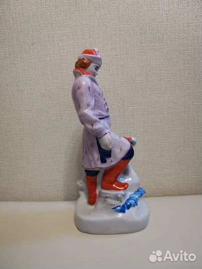 Фарфоровая статуэтка СССР 