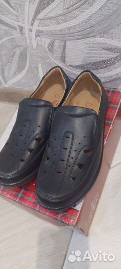 Туфли для мальчика 34 размер новые