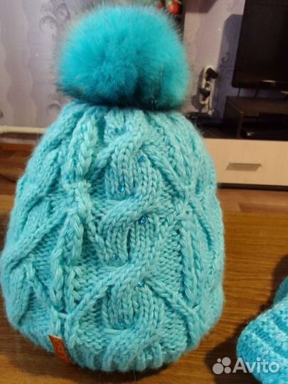 Шапка новая вязаная с шарфом, теплая и красивая