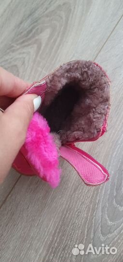Зимние ботинки для девочки 22