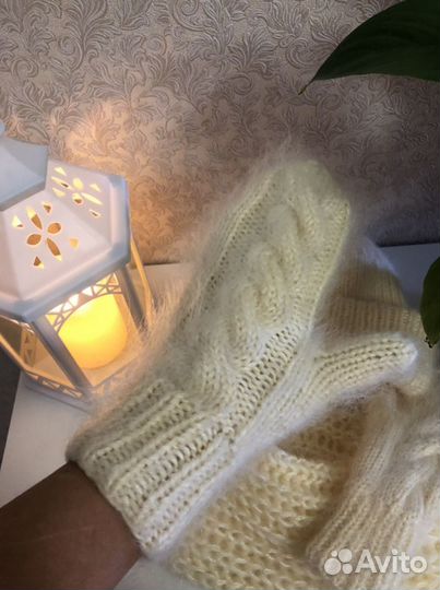 Пушистый коплект мохер шапка варежки снуд