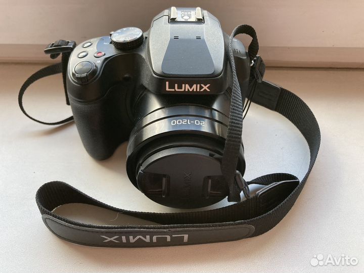 Фотоаппарат Panasonic Lumix DC-FZ82