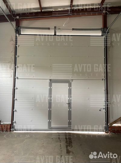 Ворота секционные гаражные