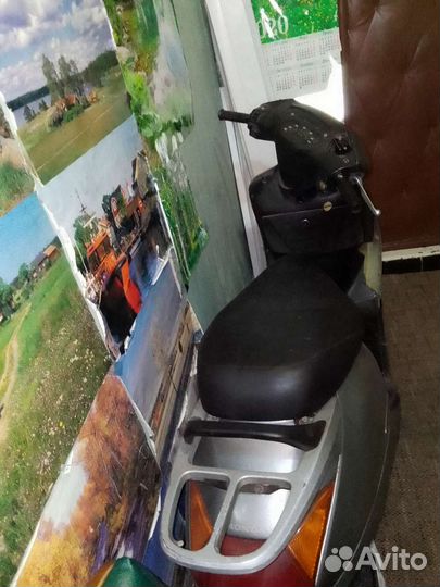 Honda lead 100