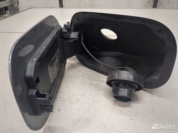 Лючок бензобака Mercedes ML W166 2011, 2013