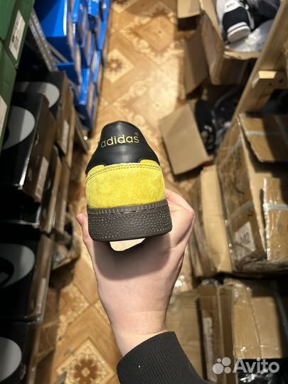 Кроссовки мужские adidas spezial moscow yellow