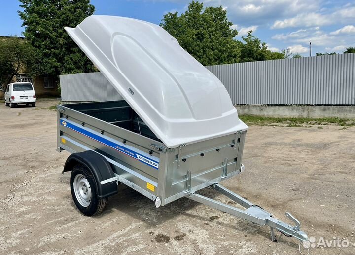 Прицеп с пластиковой крышкой 2х1,3х0,5