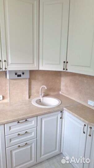 Белая кухня в наличии