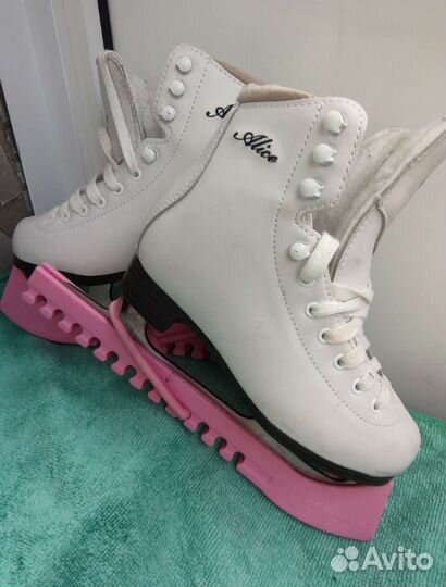 Коньки фигурные детские