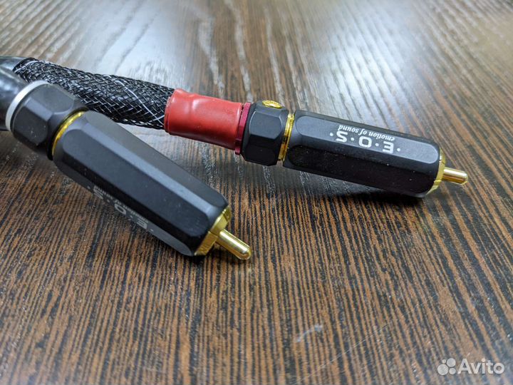 Straight Wire Crescendo RCA