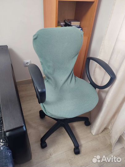 Компьютерное кресло