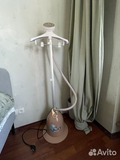 Вертикальный отпариватель Polaris