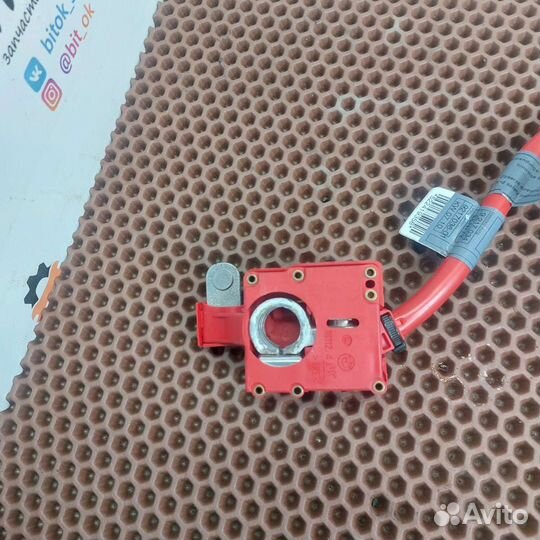 Плюсовой провод акб клемма пиропатрон BMW f10 f01